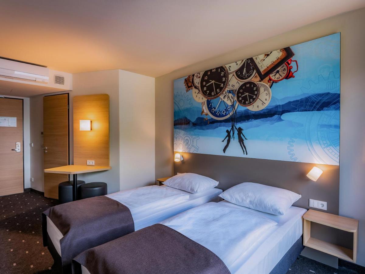 B&B Hotel Villingen-Schwenningen Esterno foto