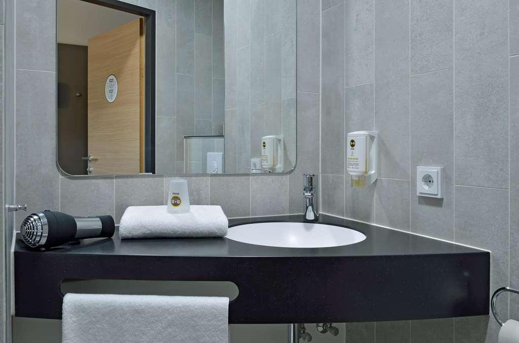 B&B Hotel Villingen-Schwenningen Esterno foto