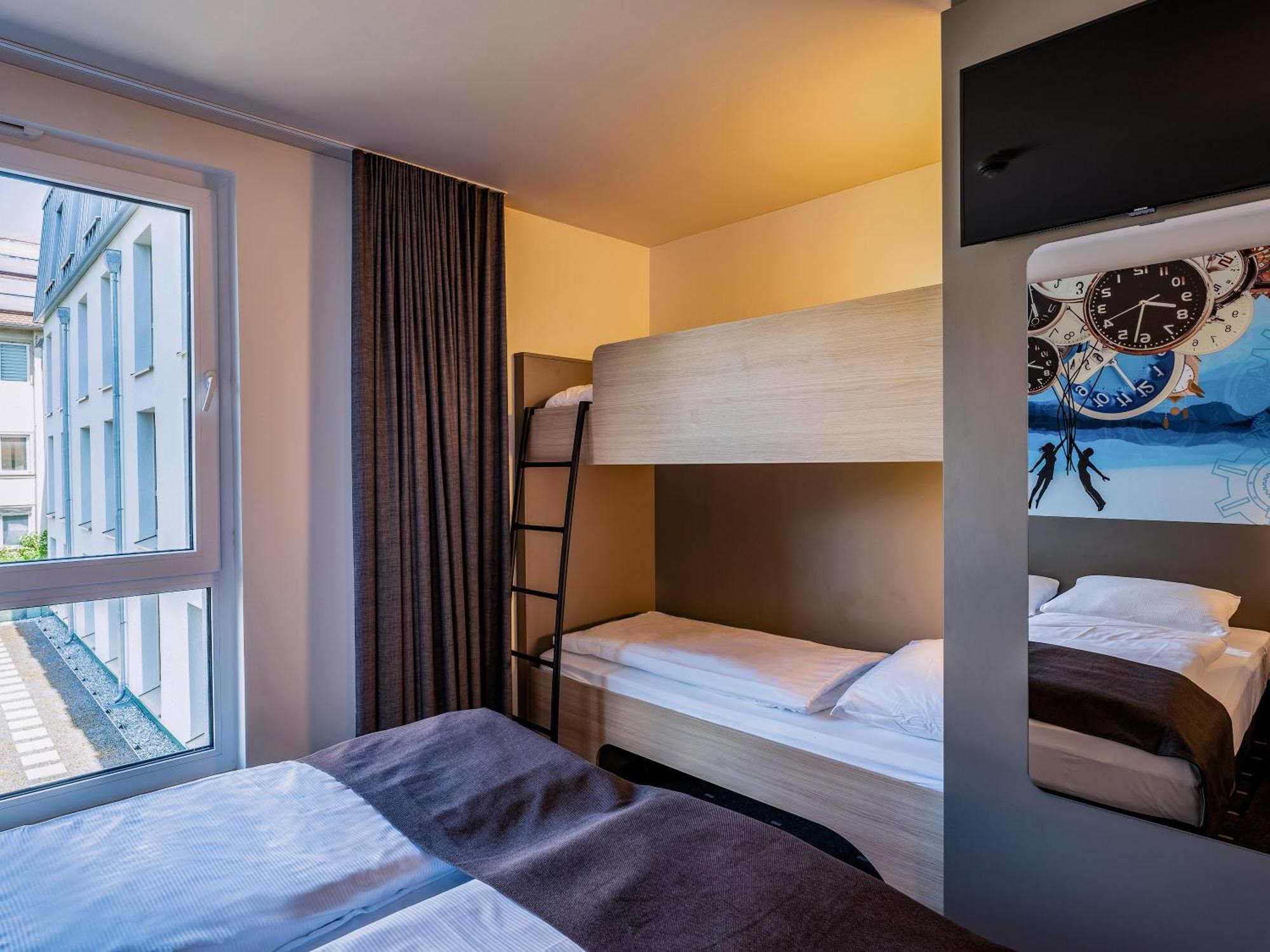 B&B Hotel Villingen-Schwenningen Esterno foto