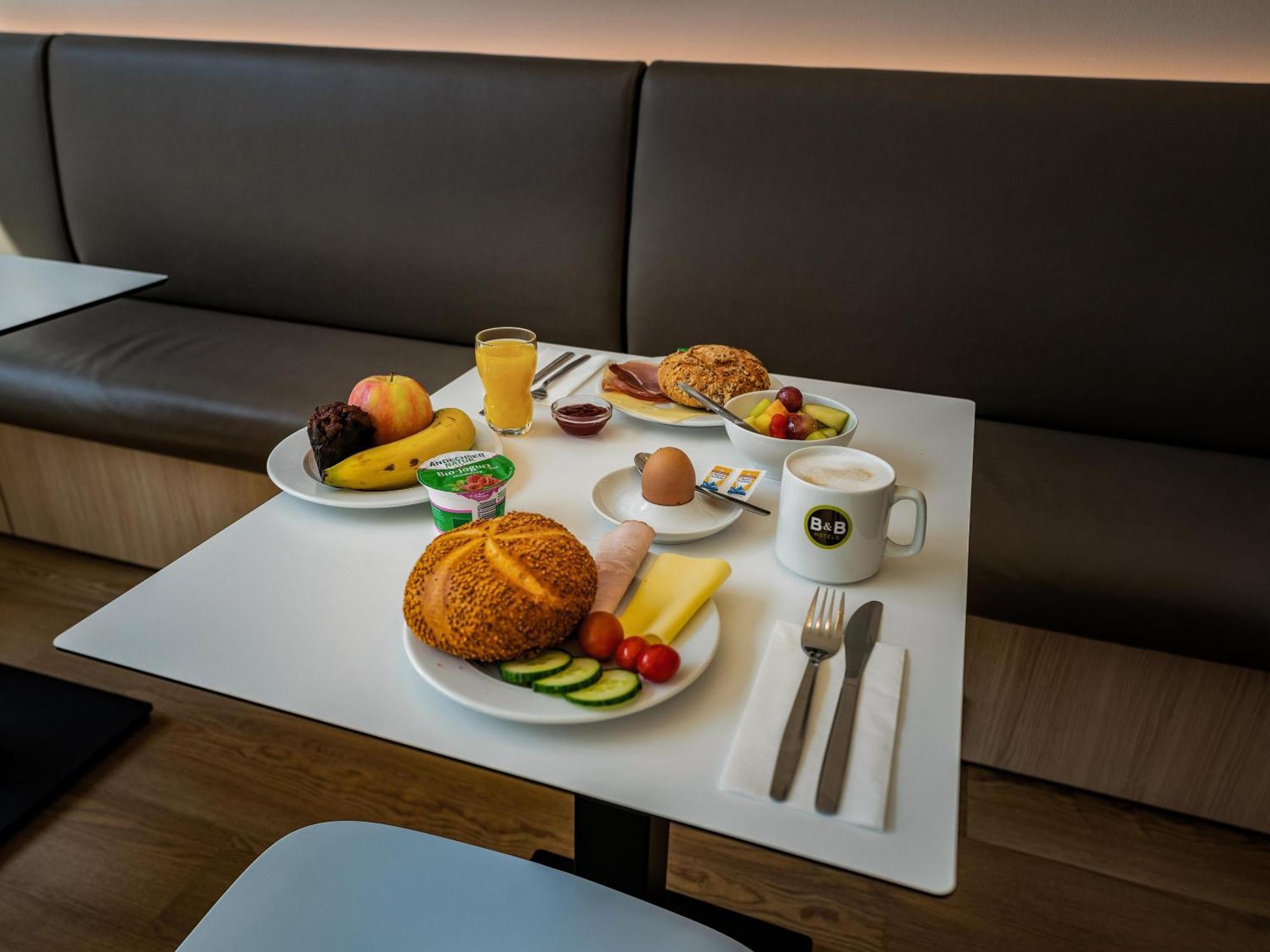 B&B Hotel Villingen-Schwenningen Esterno foto
