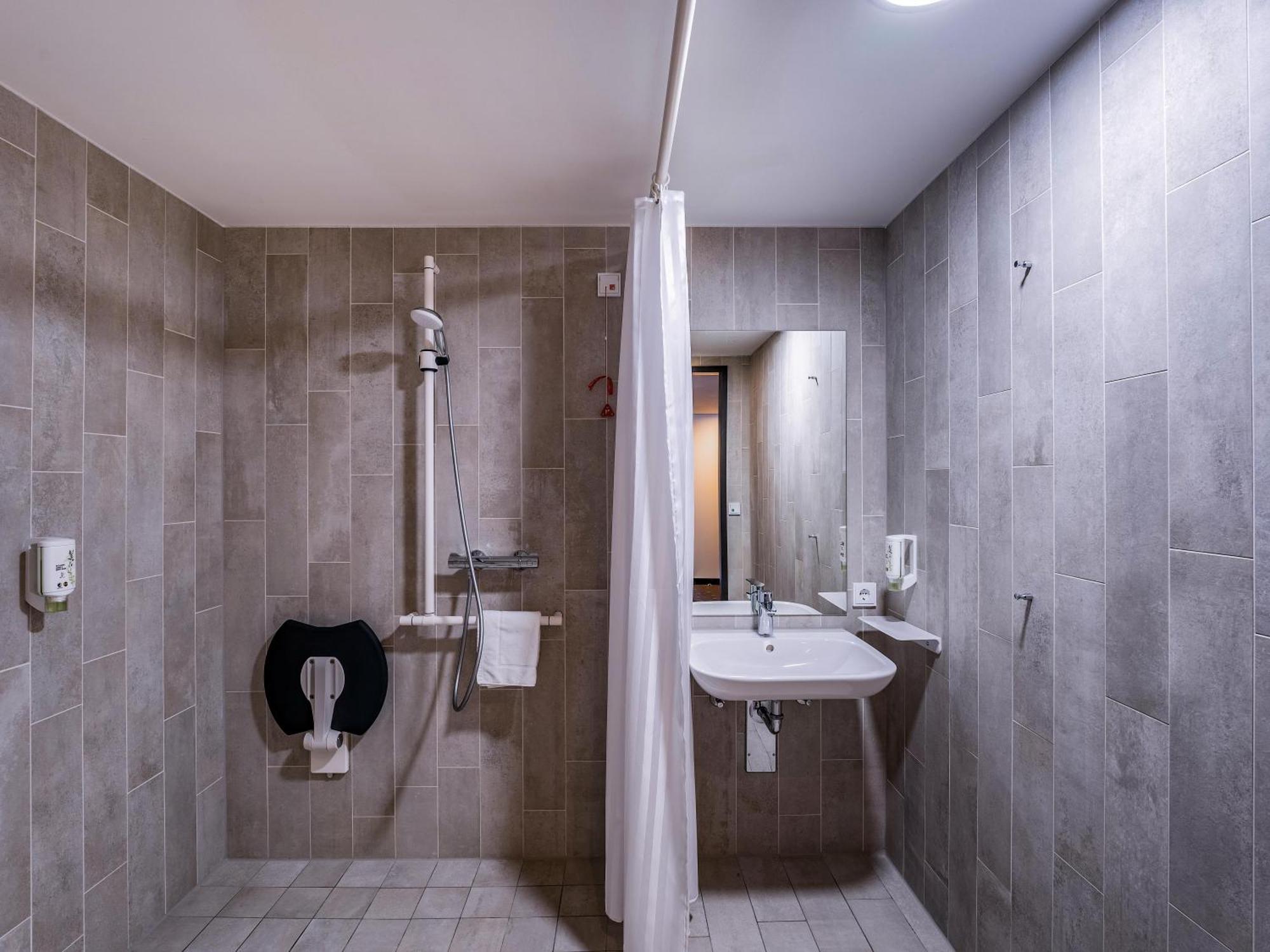 B&B Hotel Villingen-Schwenningen Esterno foto