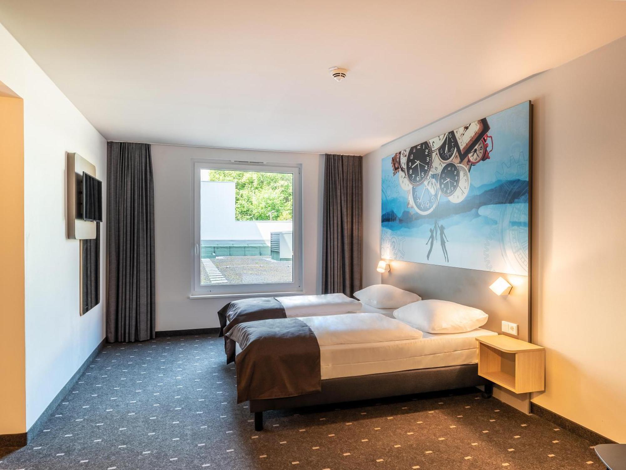 B&B Hotel Villingen-Schwenningen Esterno foto